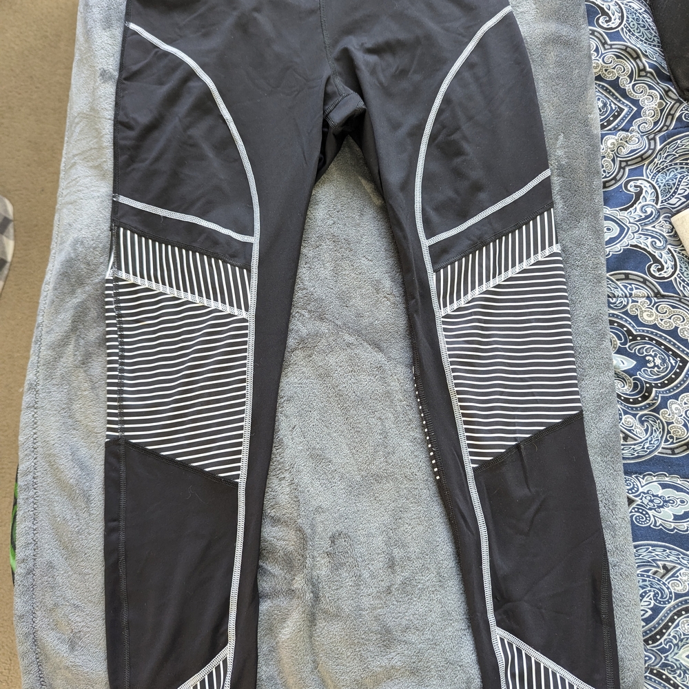 Fila Black and Gray Geometric Leggings